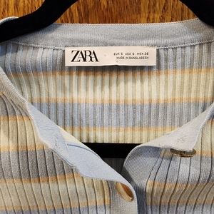 NWOT Zara Cropped Cardigan